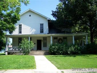 702 Maple Carrollton, IL 62016 - Photo 1 of 1 Gallery Image 1