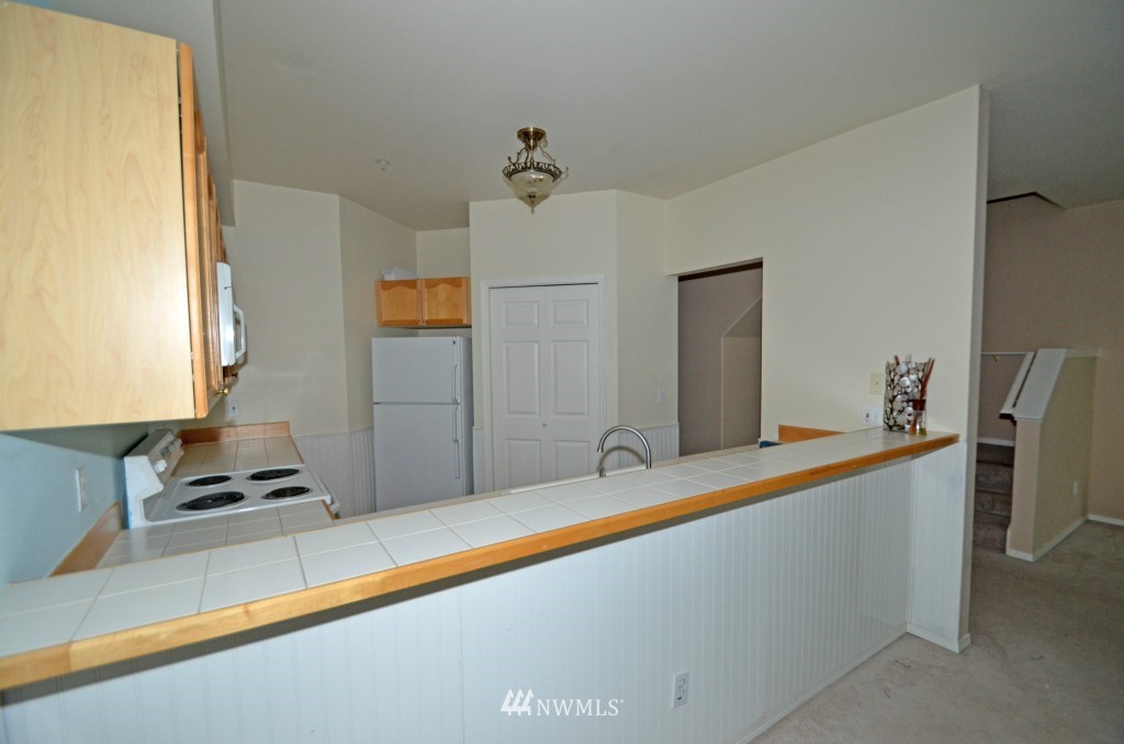 17024 123rd Place Northeast, Unit S203 Bothell, WA 98011 - Photo 4 of 11