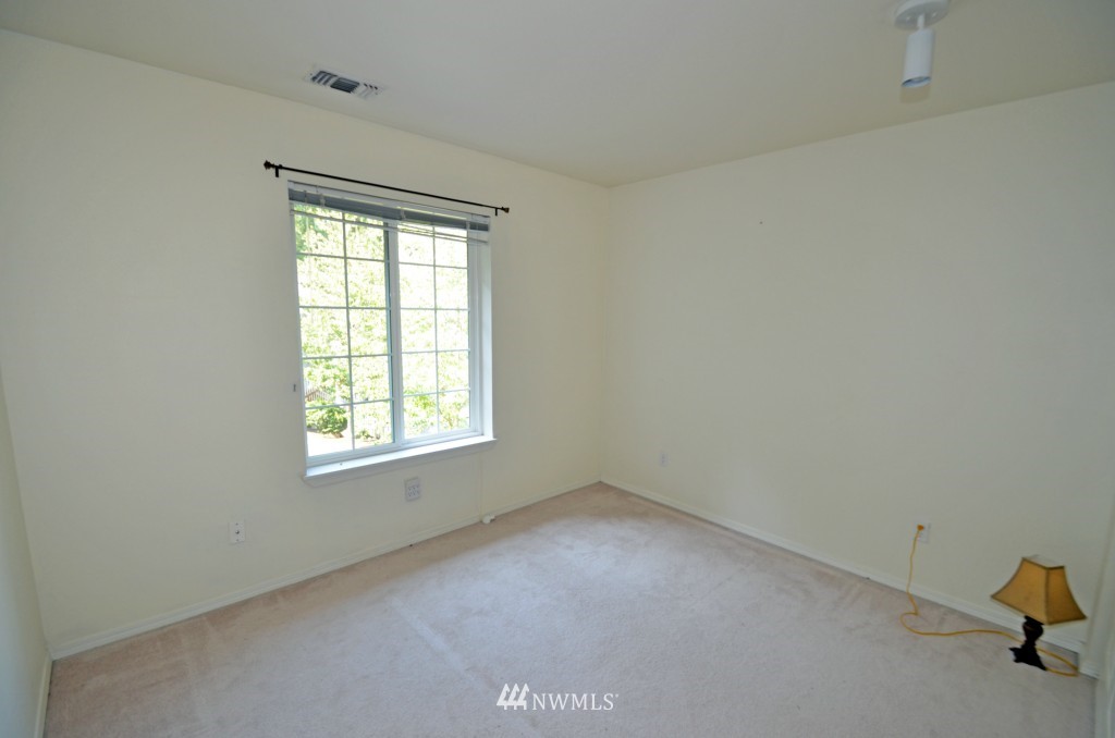 17024 123rd Place Northeast, Unit S203 Bothell, WA 98011 - Photo 8 of 11