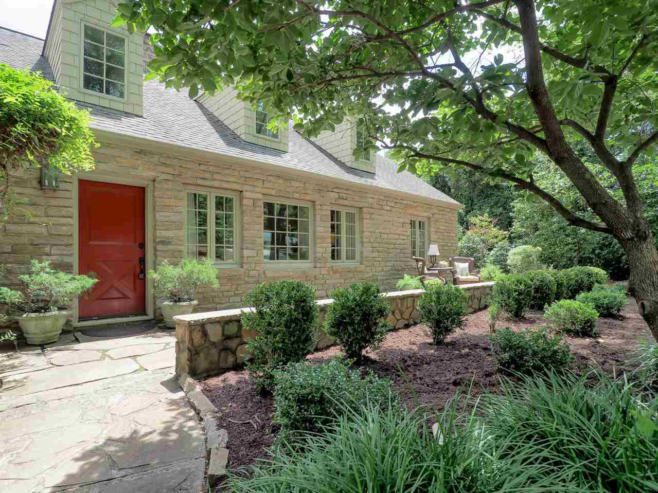 901 Lake Boone Trail Raleigh, NC 27607 - Photo 3 of 30 Photo 3