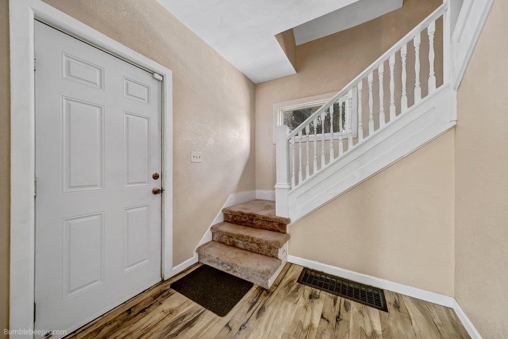 2023 West Sharp Avenue Spokane, WA 99201 - Photo 4 of 30