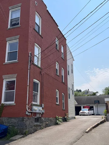 $1,600 | 640 Wilson Street, Waterbury, CT 06708