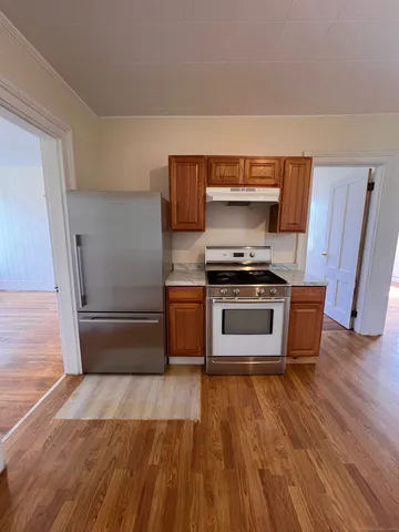 $1,600 | 640 Wilson Street, Waterbury, CT 06708