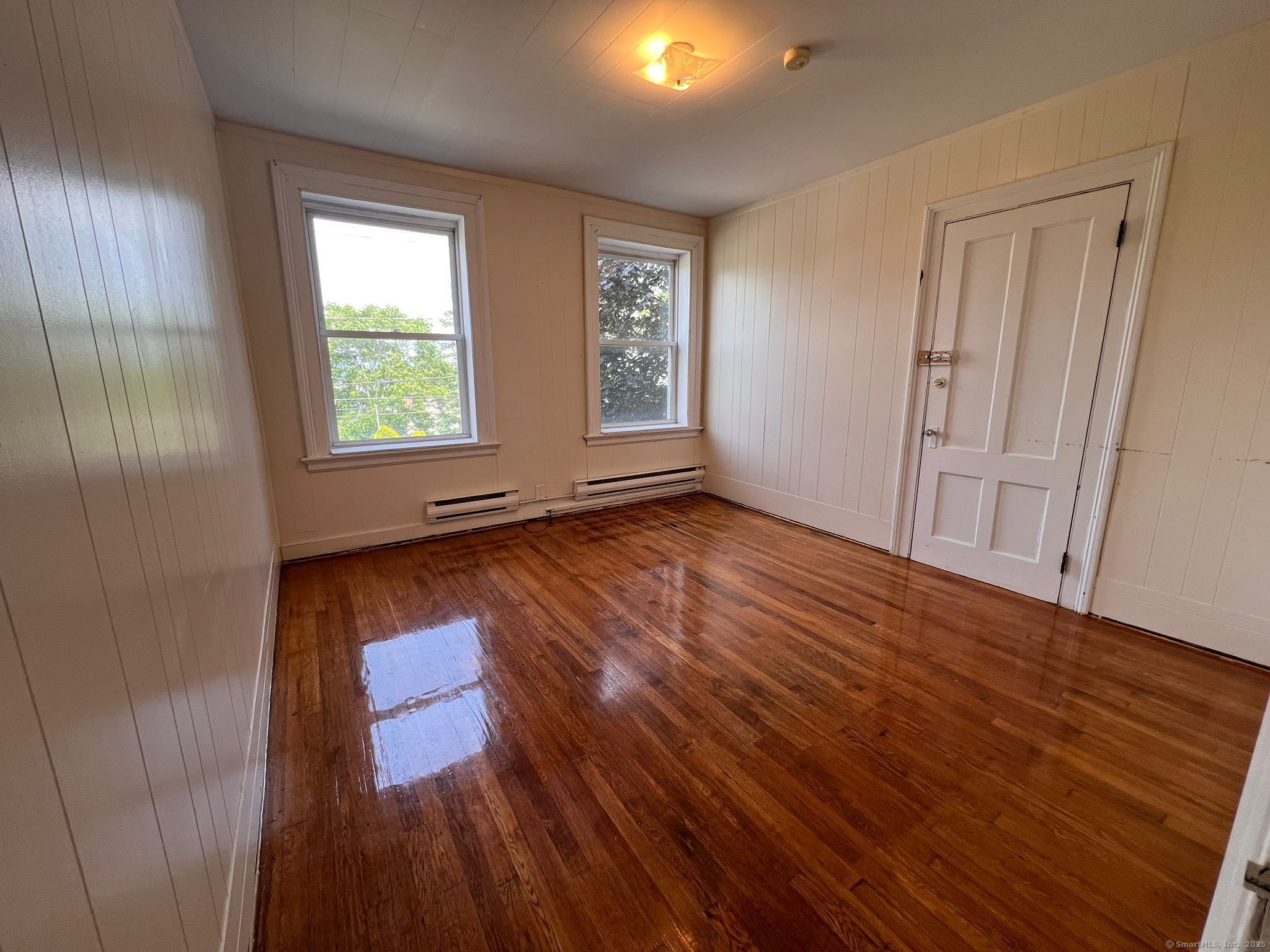 640 Wilson Street Waterbury, CT 06708 - Photo 8 of 18