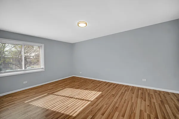 $384,900 | 112 Chicory Court, Rolling Meadows, IL 60008