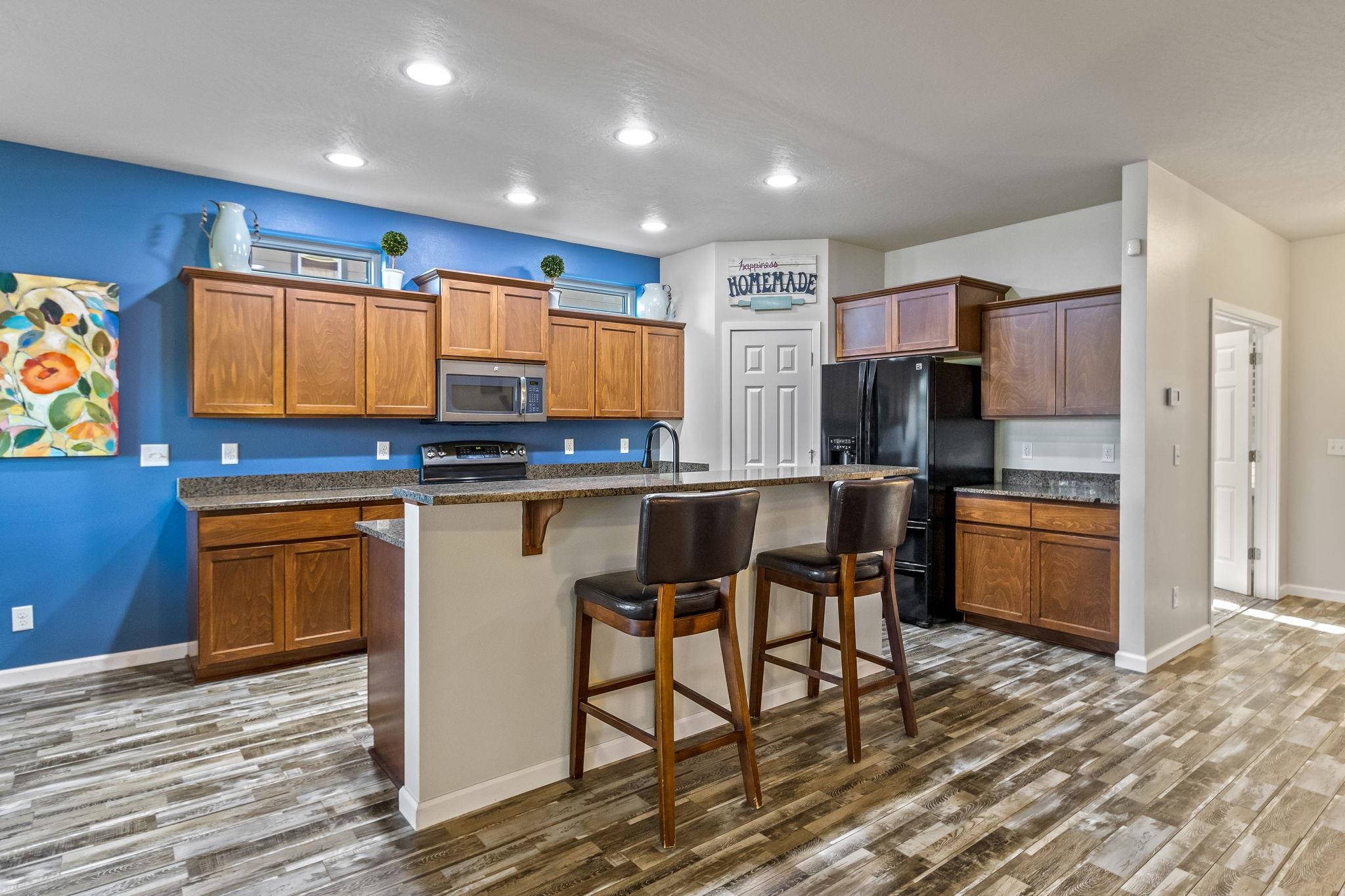 702 East Colbert Road Colbert, WA 99005 - Photo 3 of 34