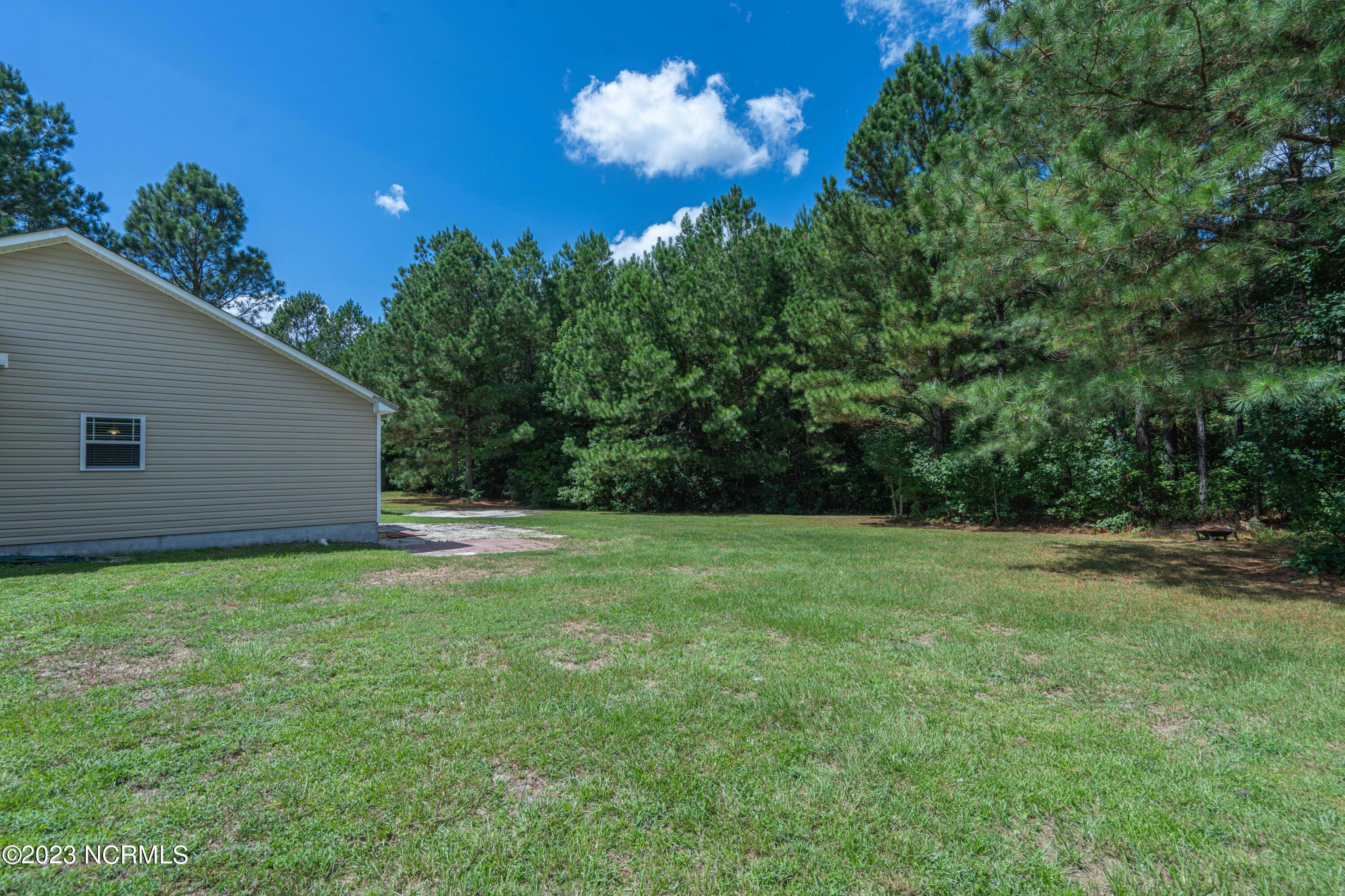 108 Errol Drive Hubert, NC 28539 - Photo 31 of 33 108 errol dr (23 of 41)