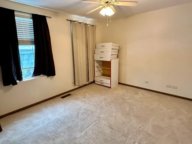 $318,000 | 1033 Serendipity Drive, Aurora, IL 60504