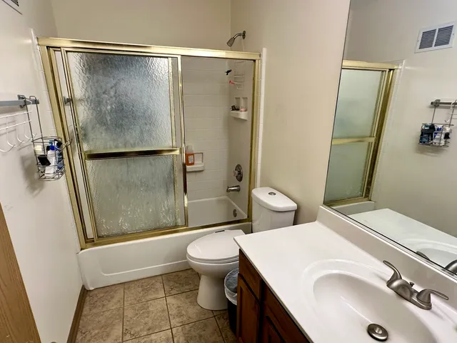 $318,000 | 1033 Serendipity Drive, Aurora, IL 60504