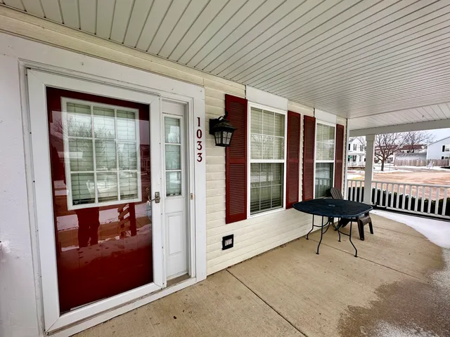$318,000 | 1033 Serendipity Drive, Aurora, IL 60504