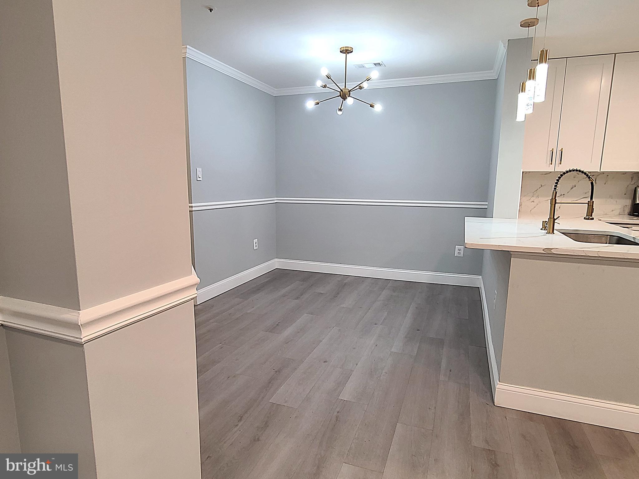 1049 Gardenview Loop, Unit 302 Woodbridge, VA 22191 - Photo 7 of 21 Dining Area