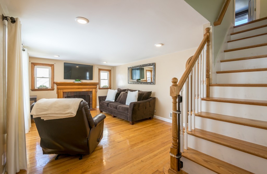 58 Farrell Road Lynn, MA 01905 - Photo 10 of 30 Gallery Image 10