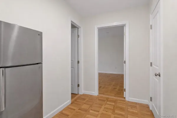 $179,000 | 1197 East Broadway, Unit K11, Hewlett, NY 11557