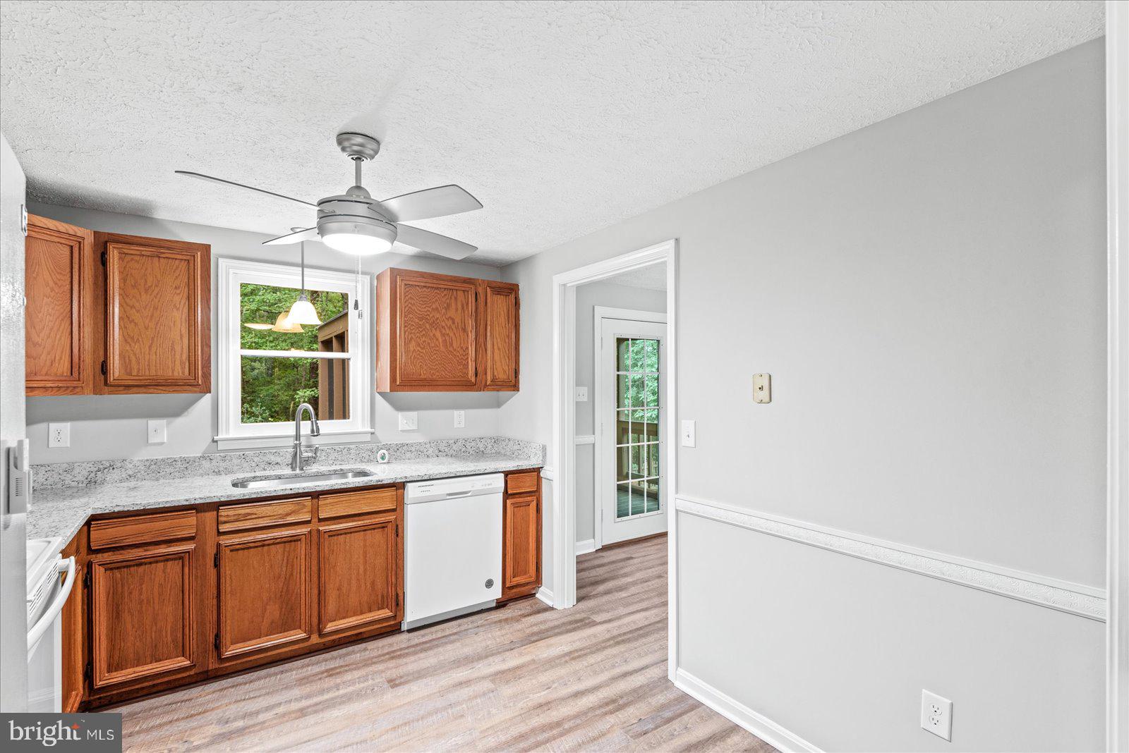 681 Welsh Drive Ruther Glen, VA 22546 - Photo 11 of 46