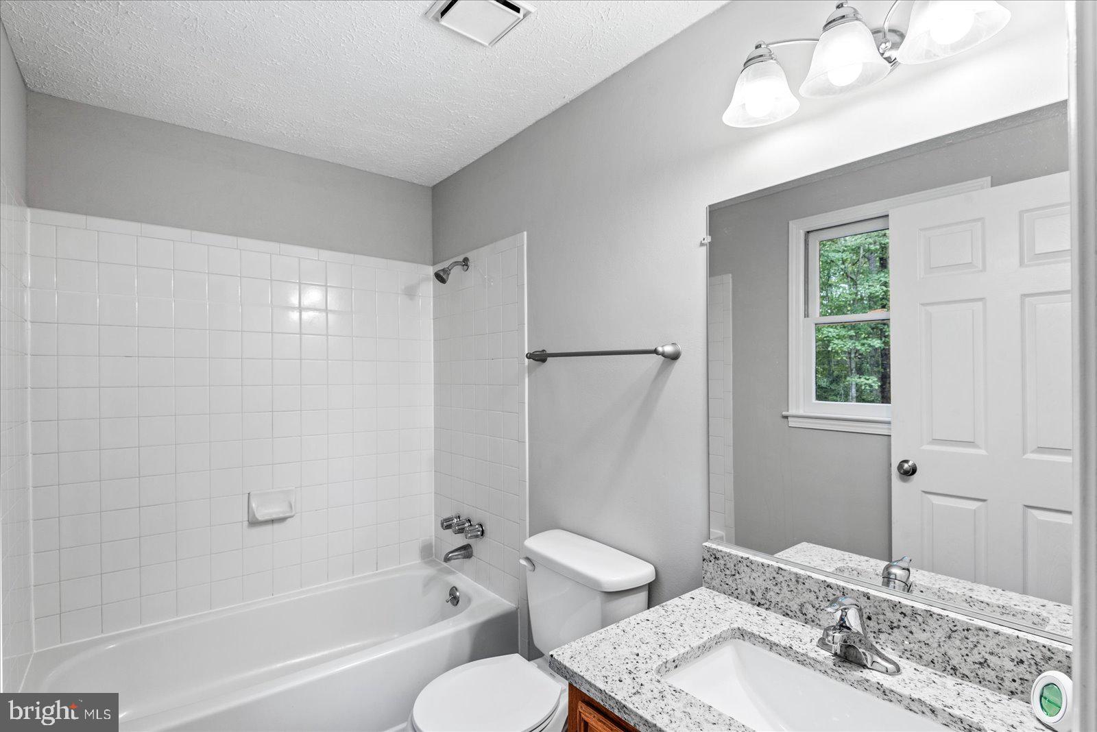681 Welsh Drive Ruther Glen, VA 22546 - Photo 14 of 46
