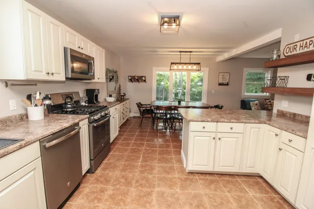 $847,500 | 3849 Rockwood Road, Rockwood, ME 04478