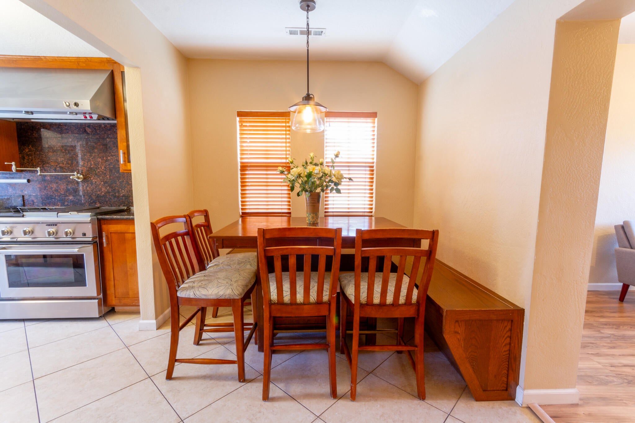 1488 Ridge Way Medford, OR 97504 - Photo 8 of 29 1488 Ridgeway-19