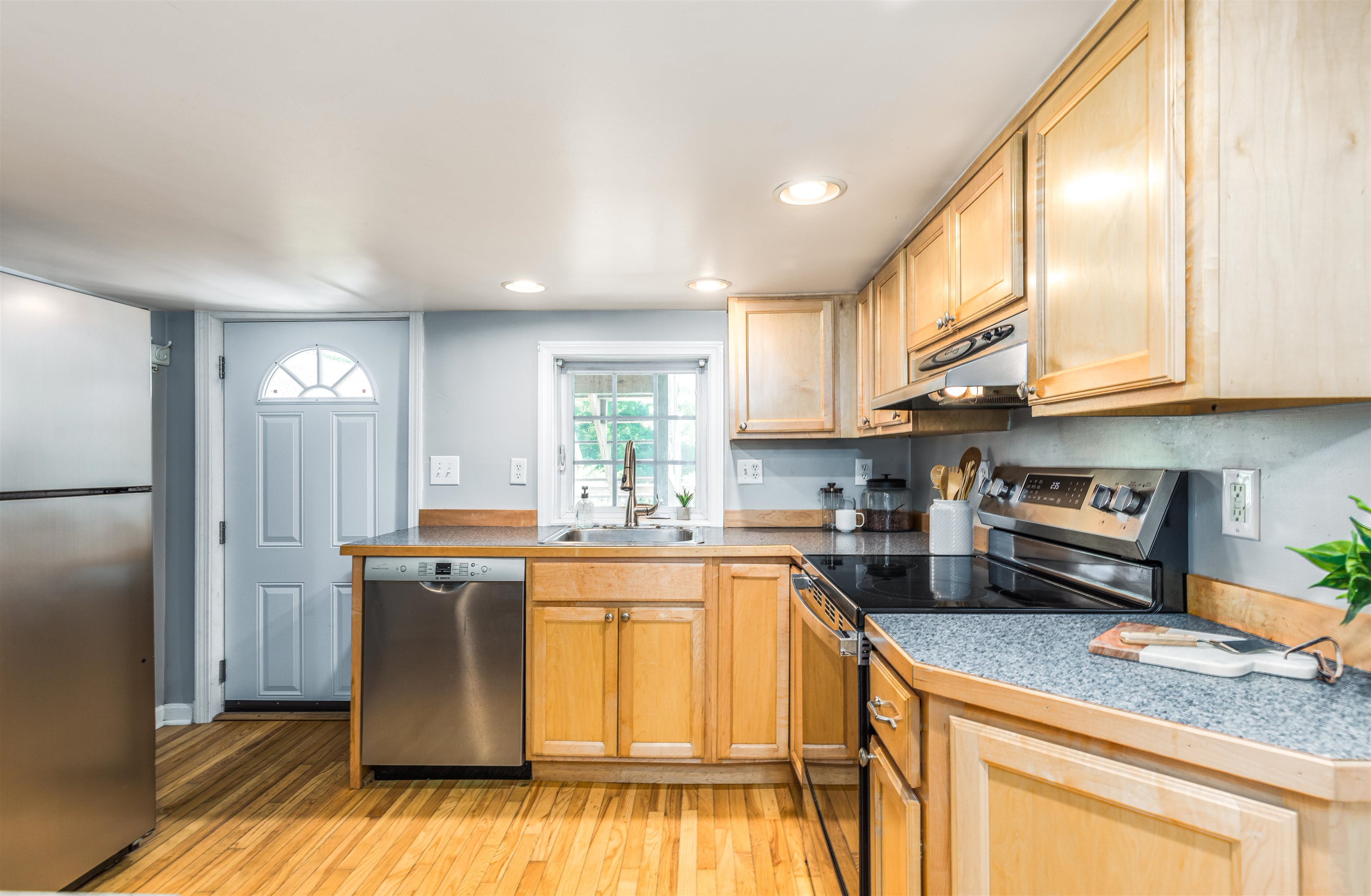 191 Washington Street, Unit 1 Dover, NH 03820 - Photo 6 of 20