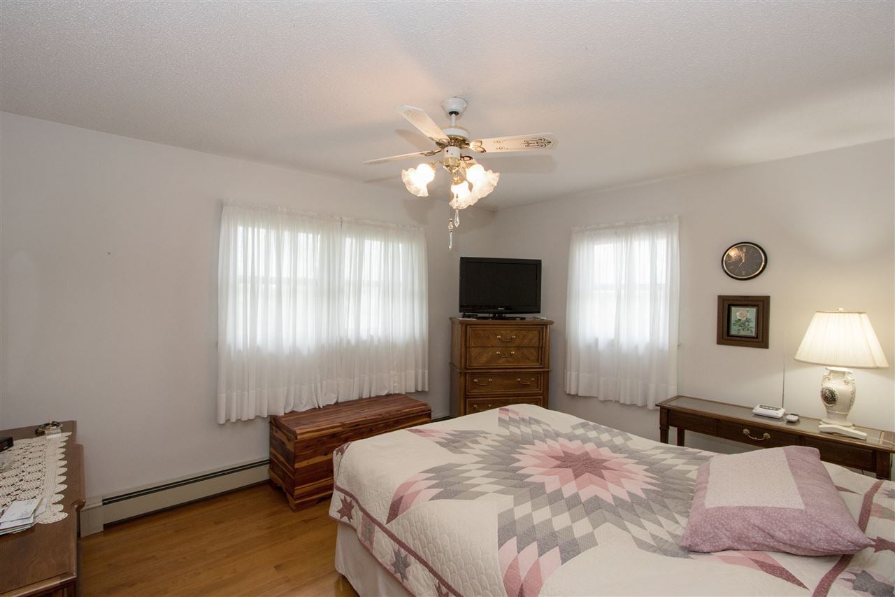 301 Sycamore Street Riverside, IA 52327 - Photo 13 of 18 Gallery Image 13