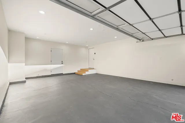 a view of a room with an empty space