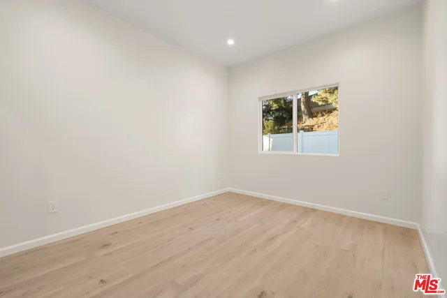 $9,900 | 4824 Saloma Avenue, Sherman Oaks, CA 91403