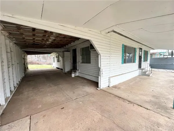 $75,000 | 302 Riverside Drive, Simmesport, LA 71369