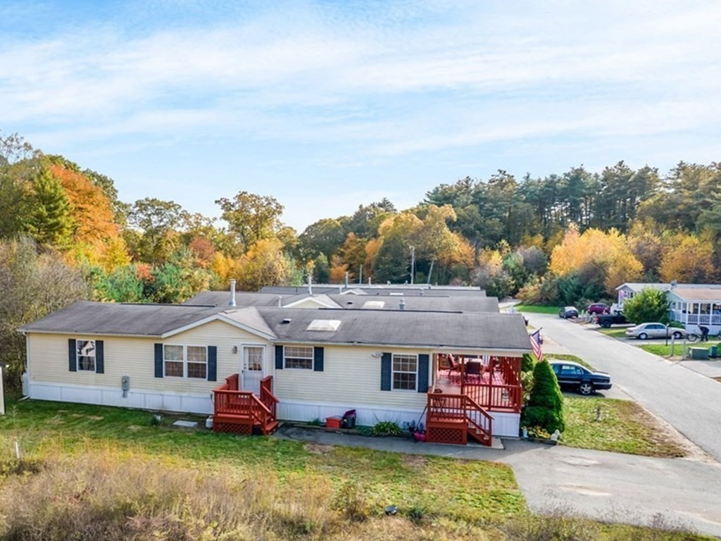 17 Medallion Road Holbrook, MA 02343 - Photo 33 of 39 Gallery Image 33