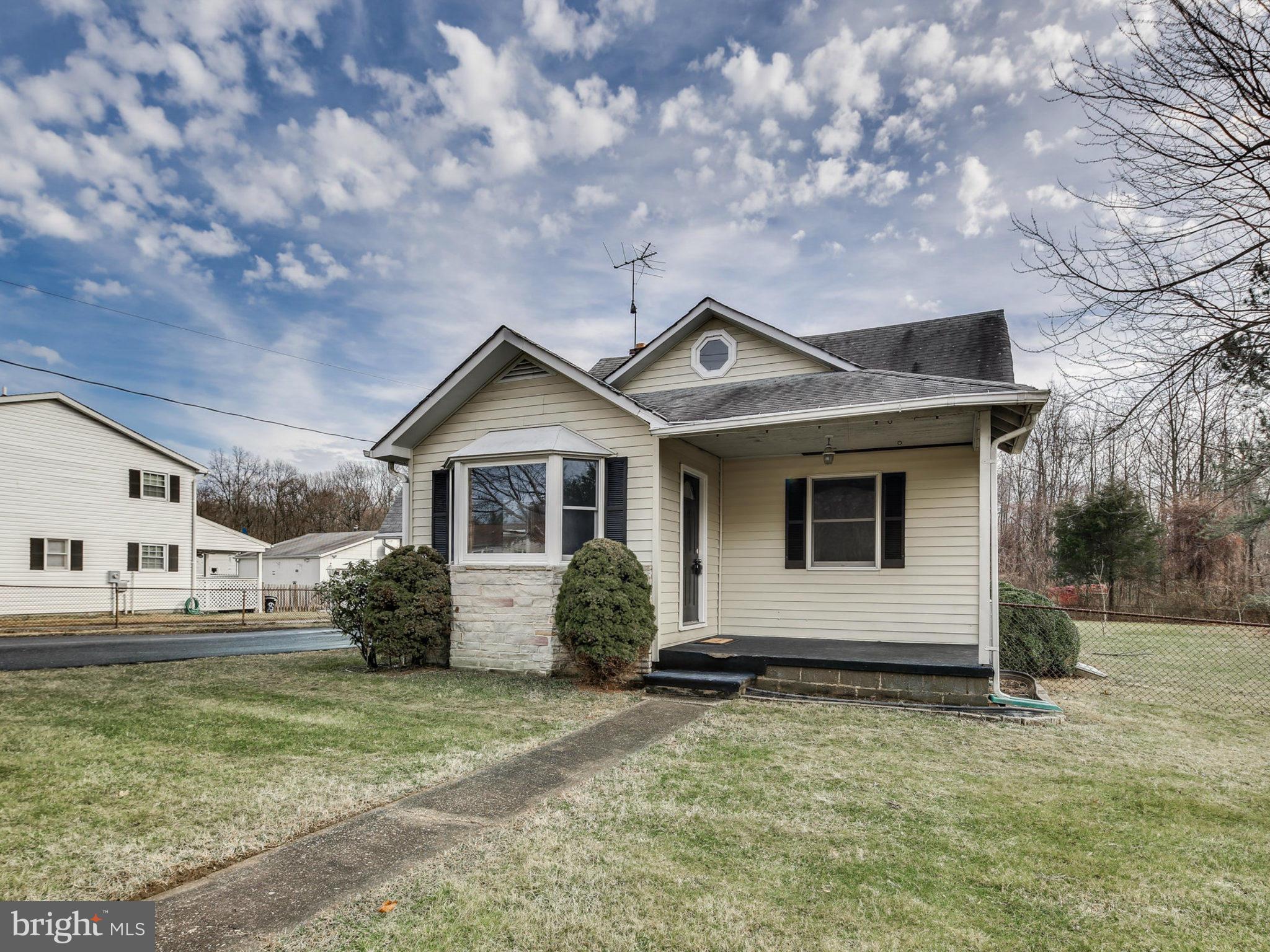529 Wampler Road Baltimore, MD 21220 - Photo 7 of 21 Exterior (Front)
