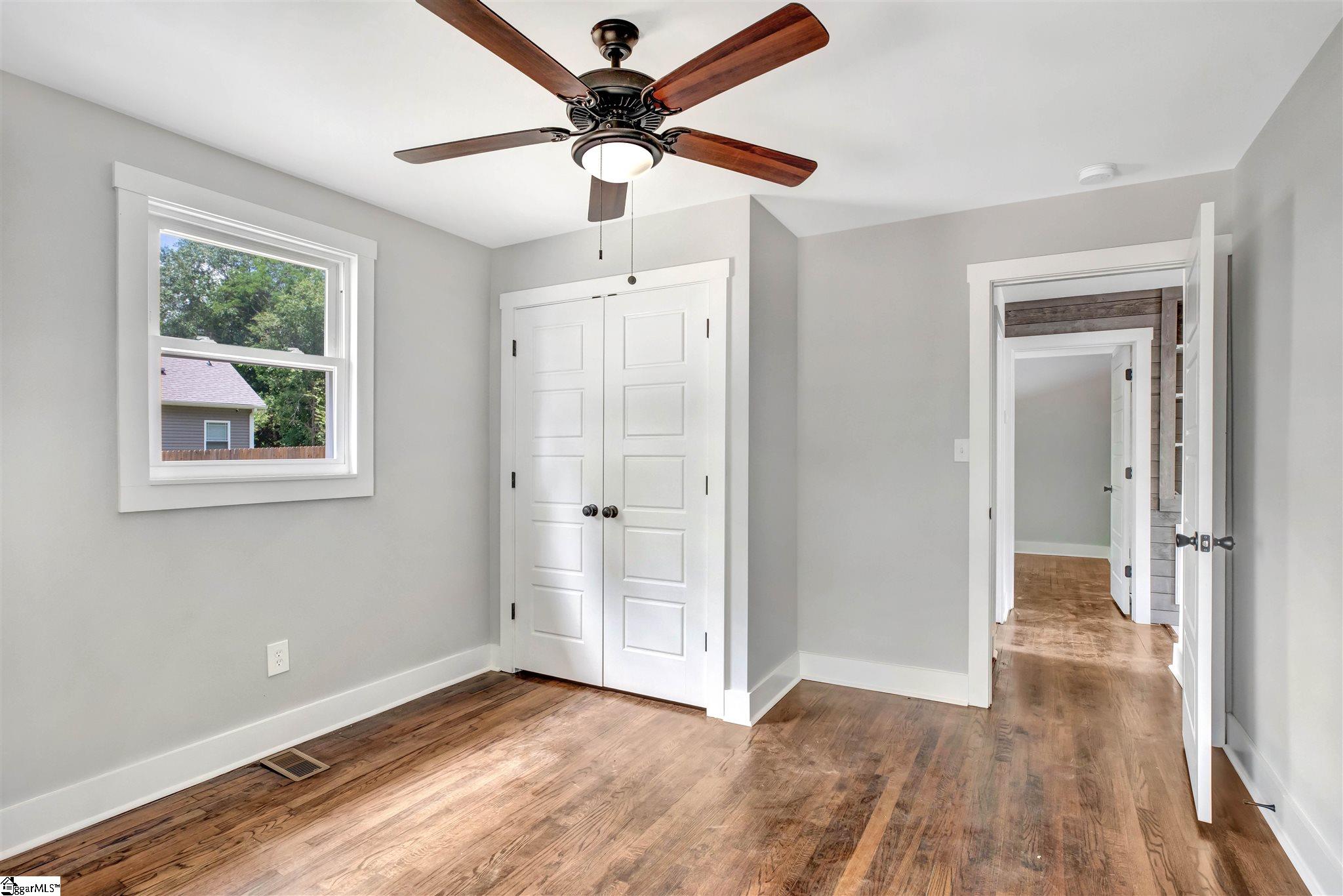 18 Harris Lane Greenville, SC 29607 - Photo 11 of 13 Gallery Image 11
