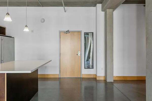$2,495 | 345 North 6th Avenue, Unit 406, Minneapolis, MN 55401