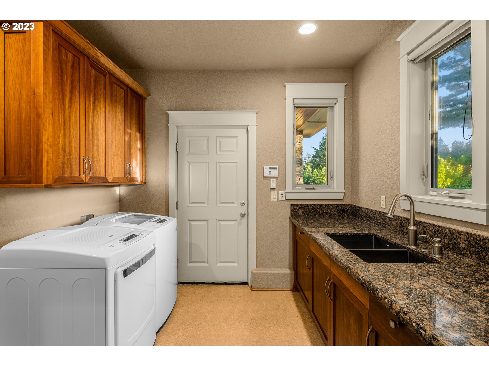 12169 Southeast Ridgecrest Road Happy Valley, OR 97086 - Photo 35 of 40 Gallery Image 35