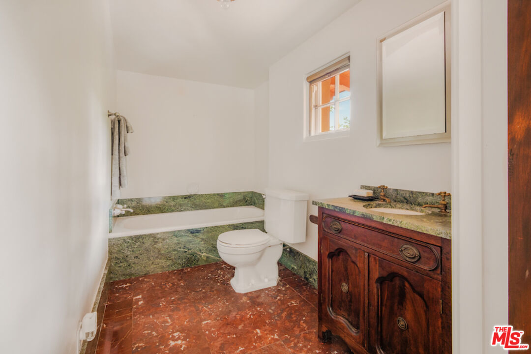 405 Toro Canyon Road Carpinteria, CA 93013 - Photo 34 of 75