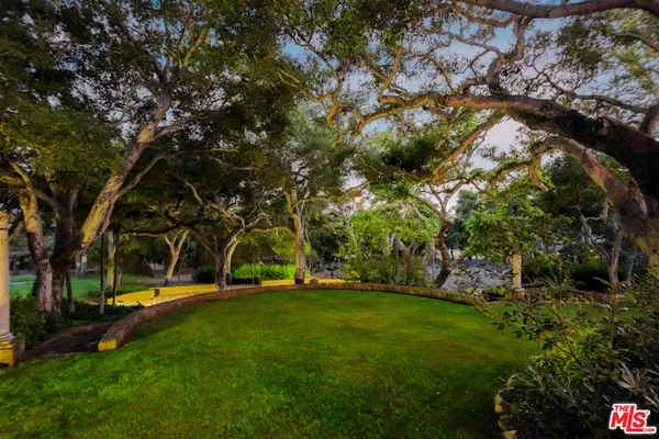 $14,500,000 | 405 Toro Canyon Road, Carpinteria, CA 93013