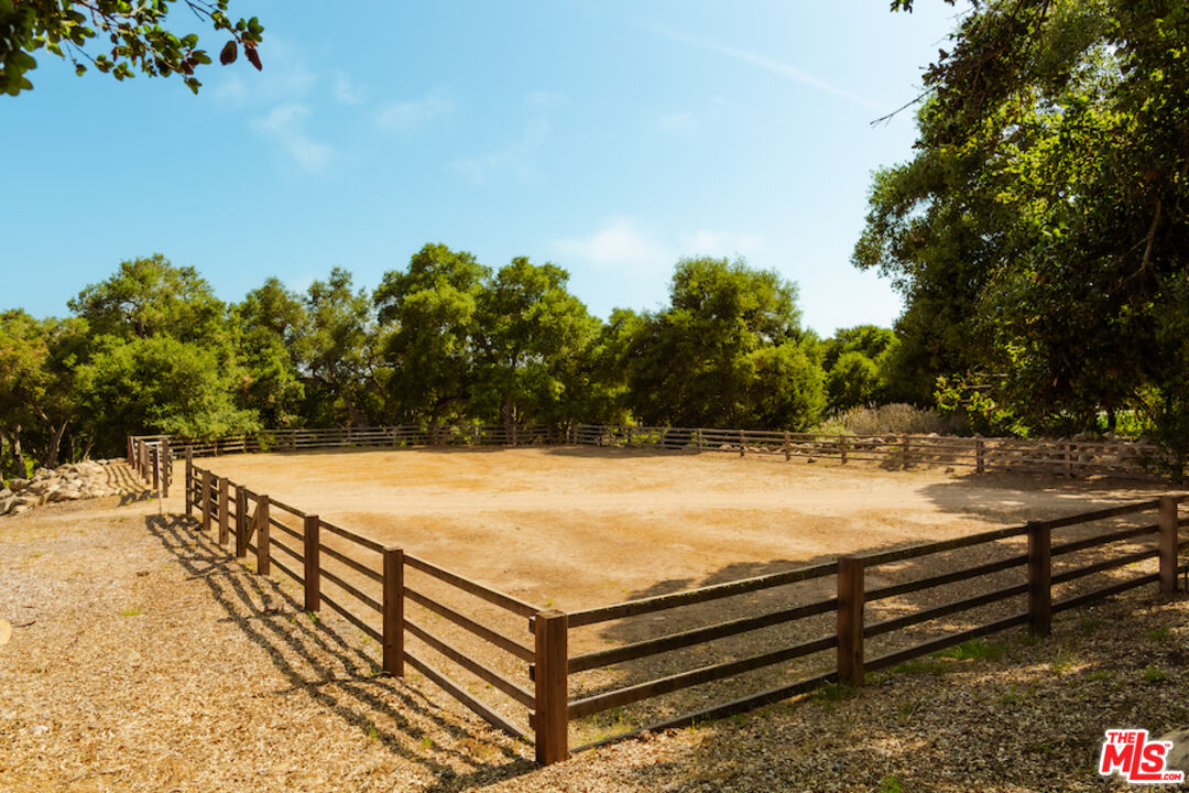 405 Toro Canyon Road Carpinteria, CA 93013 - Photo 65 of 75