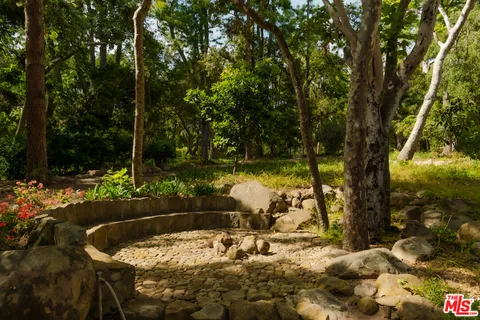 $14,500,000 | 405 Toro Canyon Road, Carpinteria, CA 93013