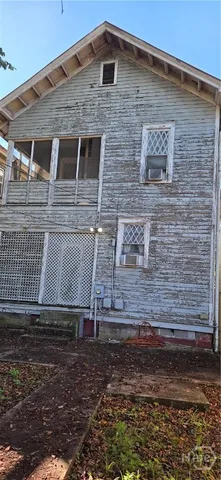 $385,900 | 218 West 38th Street, Savannah, GA 31401