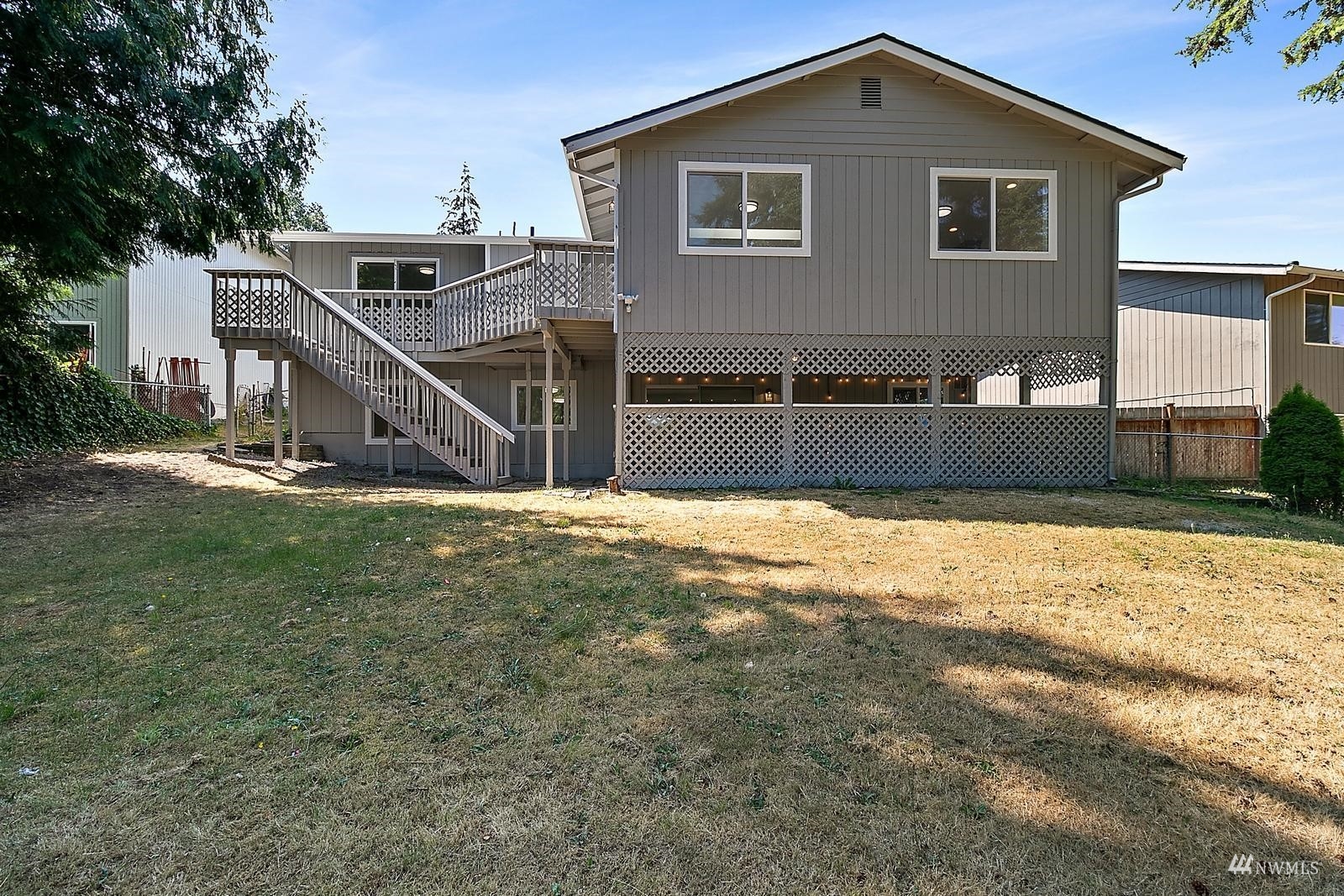 33330 29th Place Southwest Federal Way, WA 98023 - Photo 37 of 37 a front view of a house with a yard