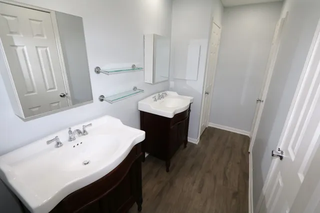 $2,000 | 12615 Huntington Venture Drive, Houston, TX 77099