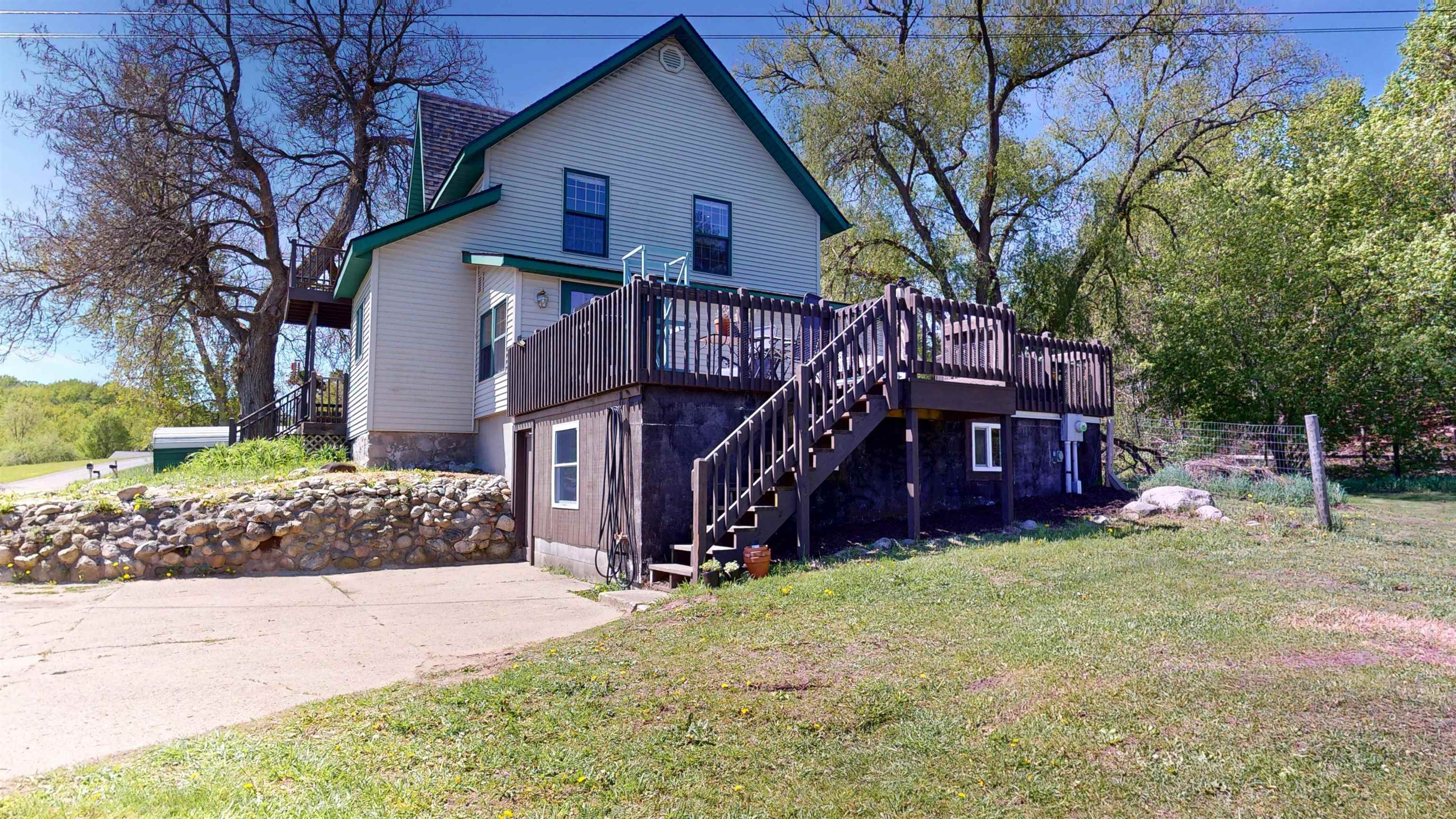 8807 Rogers Road East Jordan, MI 49727 - Photo 10 of 64