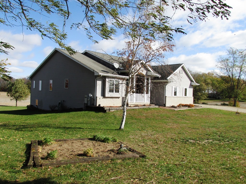 925.42 Fell Road West Brooklyn, IL 61378 - Photo 19 of 29