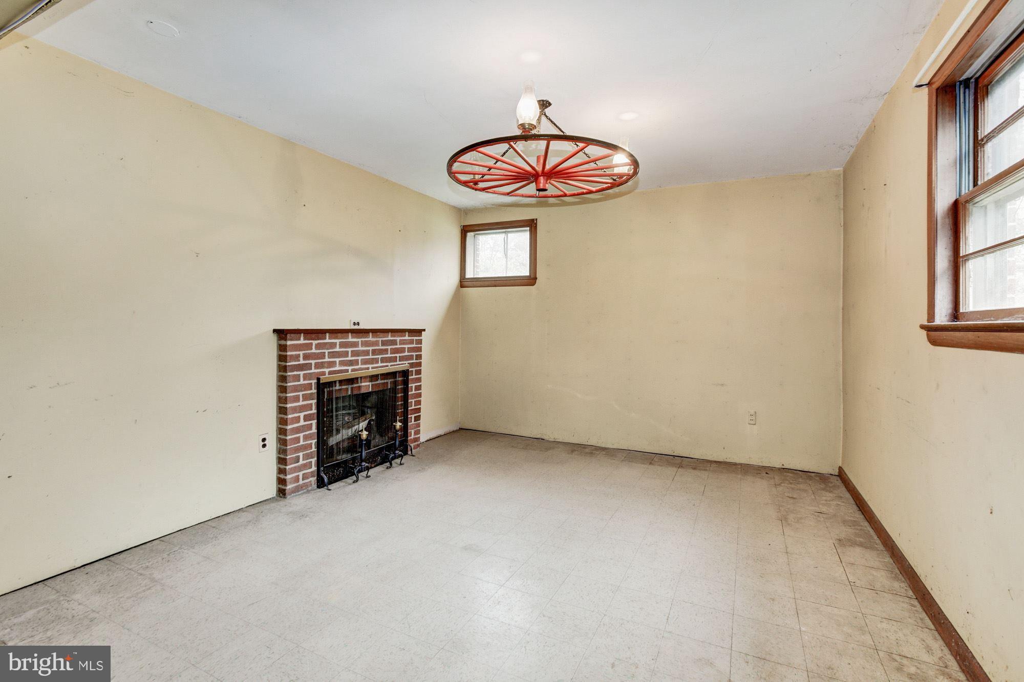 15611 Haynes Road Laurel, MD 20707 - Photo 18 of 26 Bonus Room