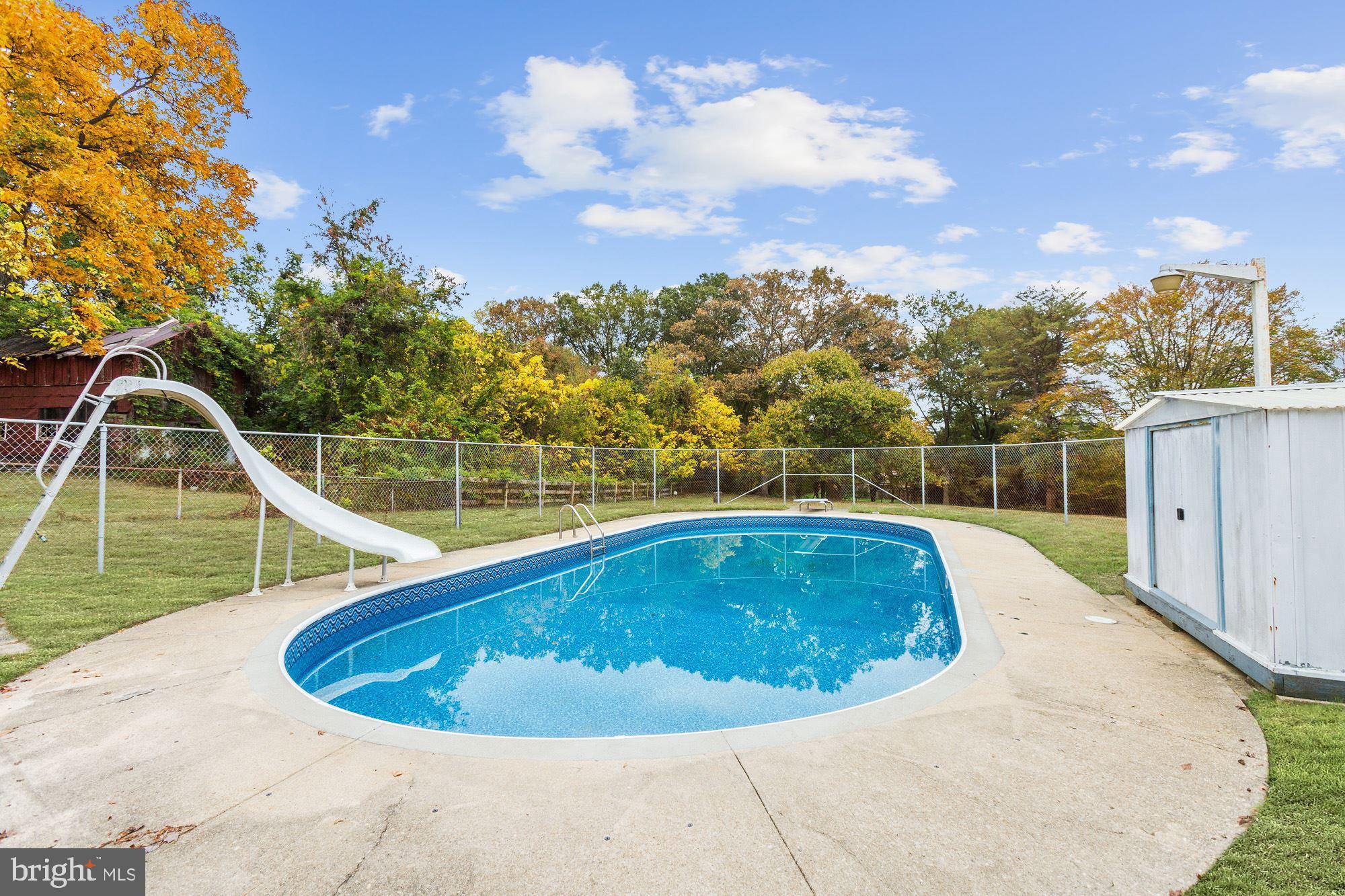 15611 Haynes Road Laurel, MD 20707 - Photo 20 of 26 In-Ground Pool