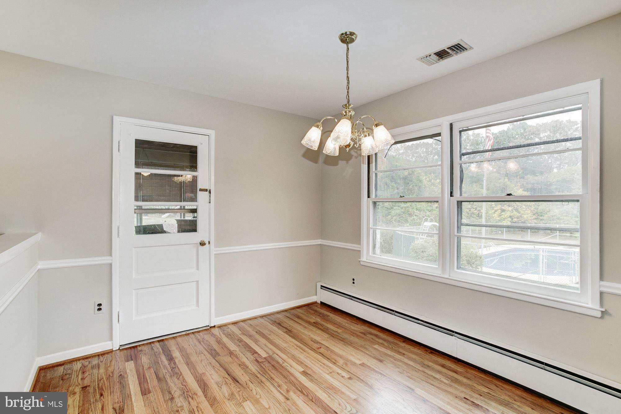 15611 Haynes Road Laurel, MD 20707 - Photo 5 of 26 Dining Room
