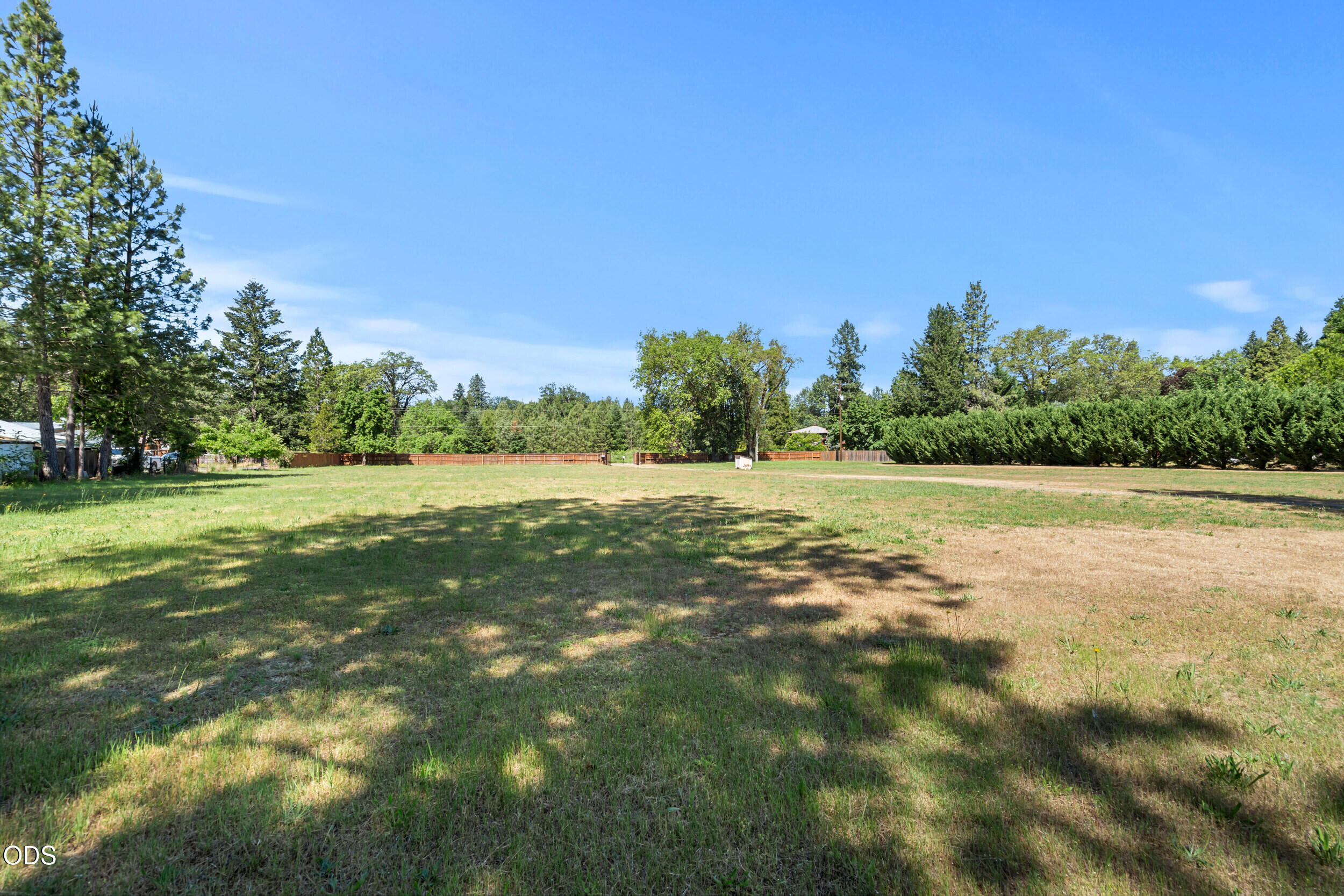 225 Hummingbird Road Cave Junction, OR 97523 - Photo 25 of 36 24_225 hummingbird rd-25
