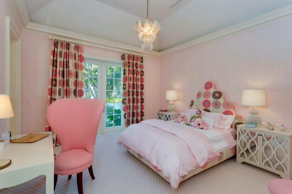 324 Garden Road Palm Beach, FL 33480 - Photo 17 of 26 GUEST ROOM 2