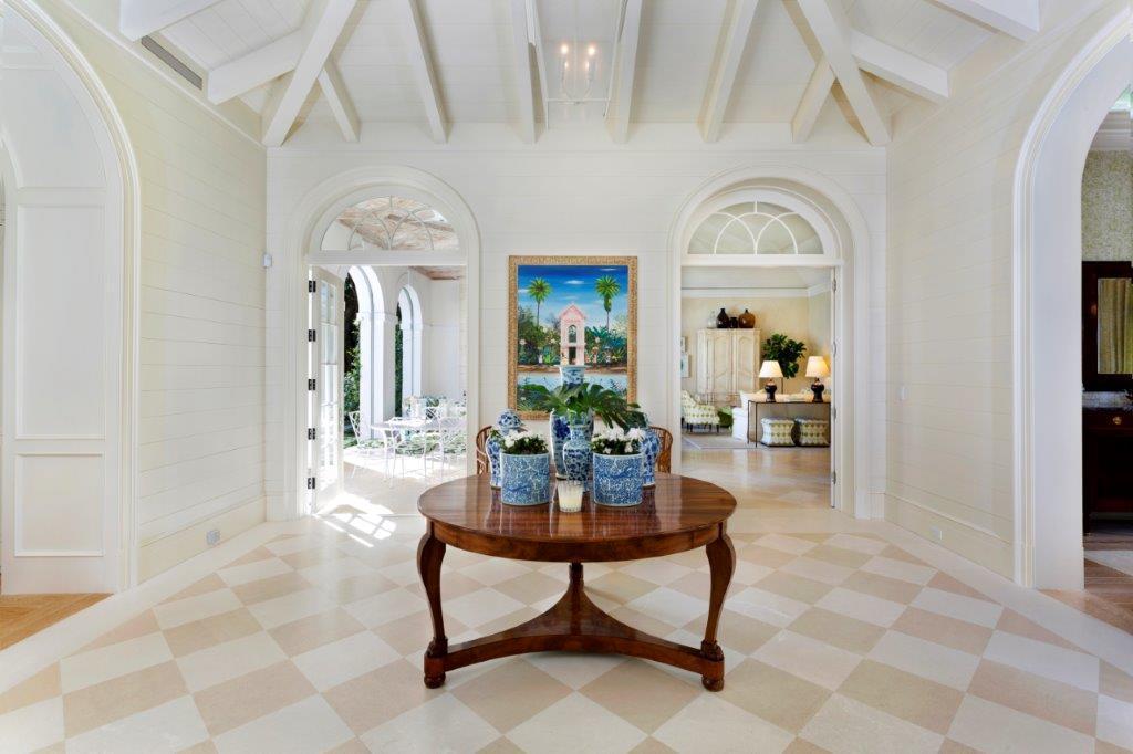 324 Garden Road Palm Beach, FL 33480 - Photo 4 of 26 FOYER