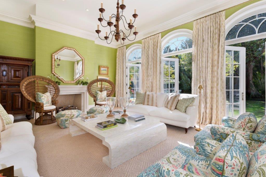 324 Garden Road Palm Beach, FL 33480 - Photo 6 of 26 LIVING ROOM