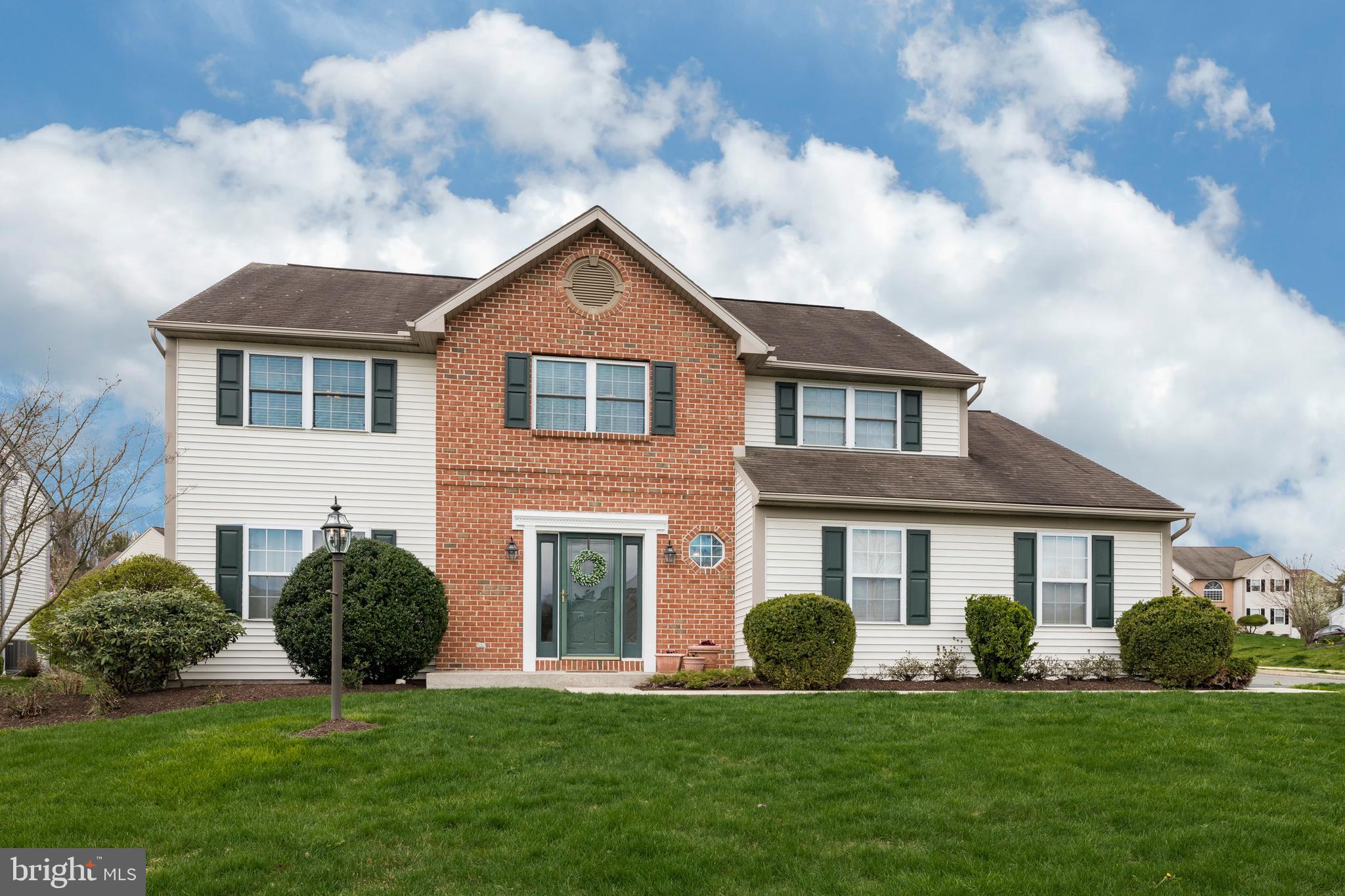 42 Cherrytree Lane Pottstown, PA 19464 - Photo 1 of 36