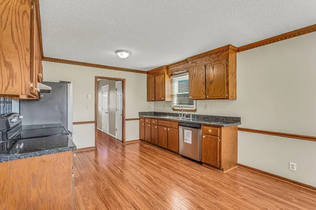 $289,000 | 1703 Crestview Road, Easley, SC 29642