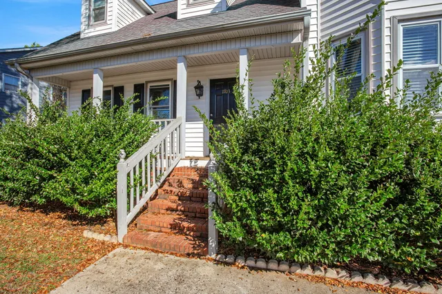 $289,000 | 1703 Crestview Road, Easley, SC 29642